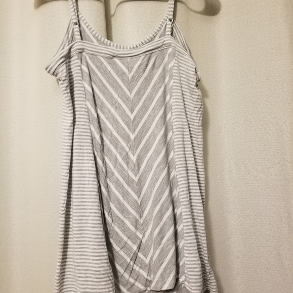 Jessica Simpson maternity tank top size small - Picture 3 of 5